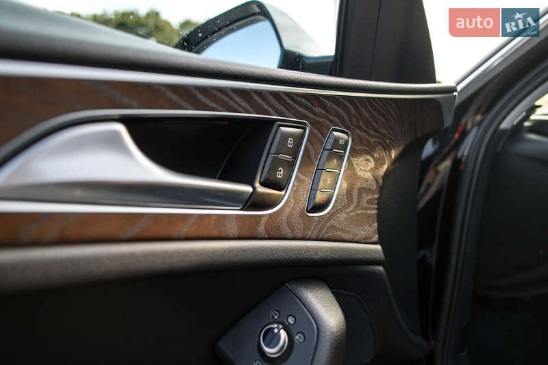 Седан Audi A6 2015 в Львове