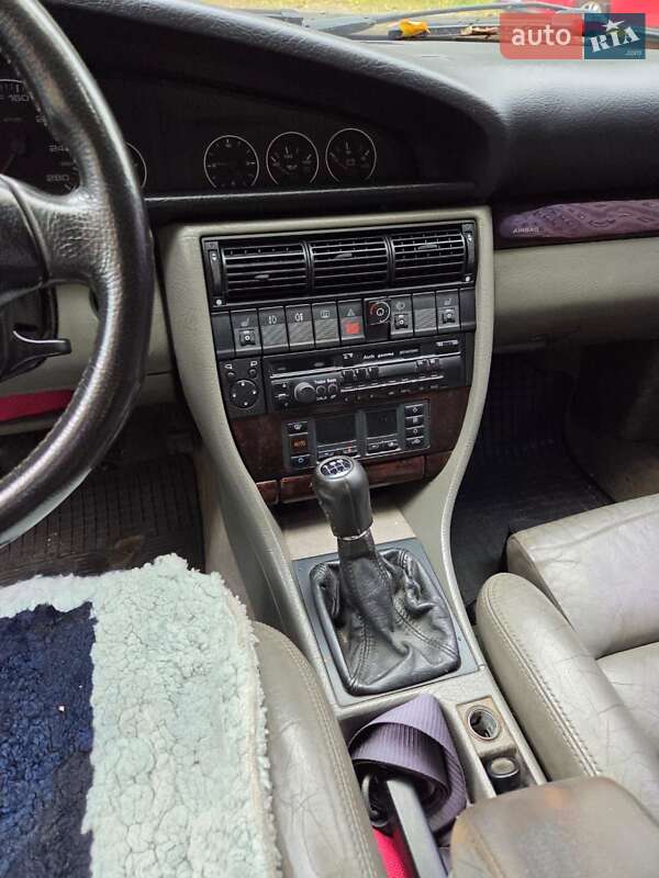 Универсал Audi A6 1996 в Львове