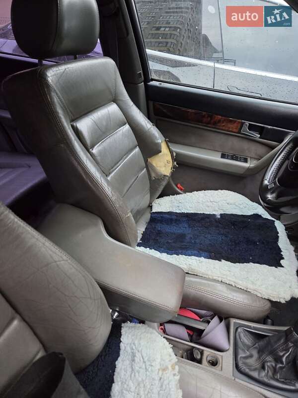 Универсал Audi A6 1996 в Львове