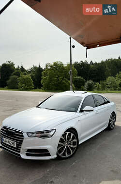 Седан Audi A6 2016 в  фото 6 Седан Audi A6 2016 в