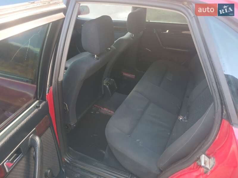 Седан Audi A6 1995 в Великих Мостах