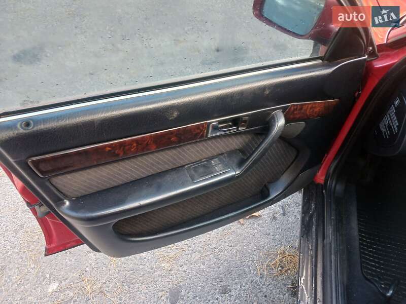 Седан Audi A6 1995 в Великих Мостах