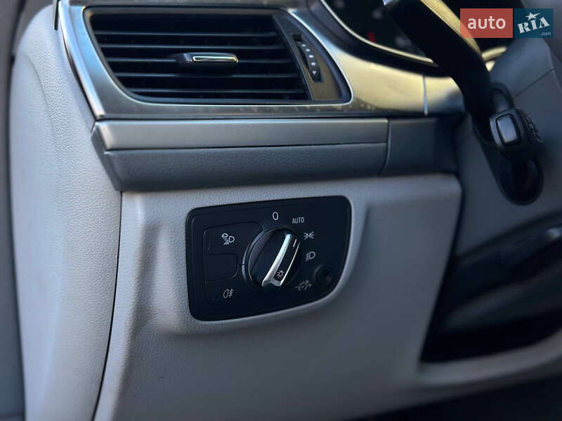 Седан Audi A6 2014 в Самборі