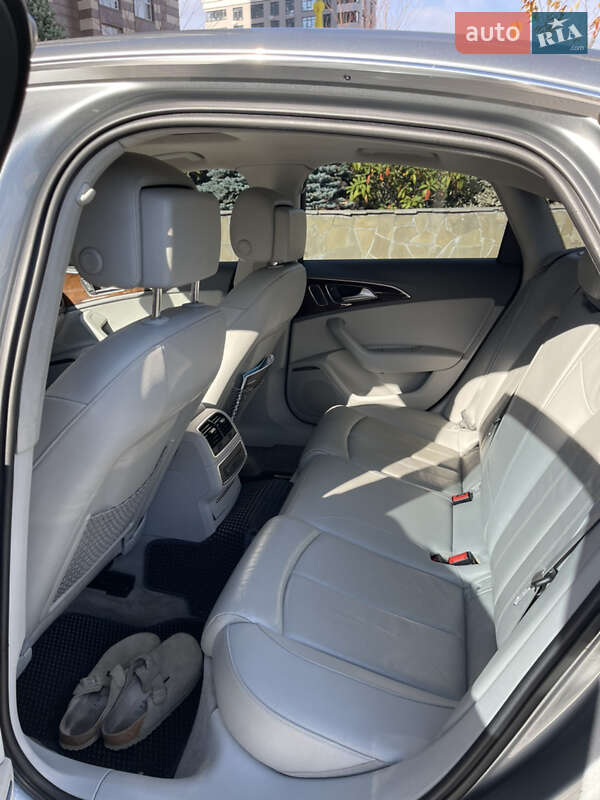 Седан Audi A6 2012 в Киеве