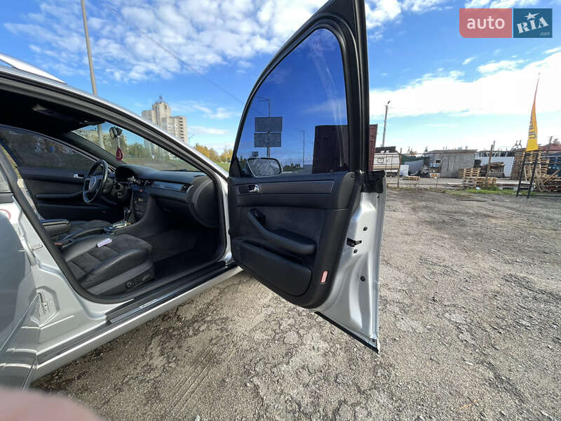 Универсал Audi A6 2003 в Киеве