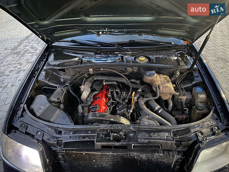 Седан Audi A6 1998 в Вознесенске