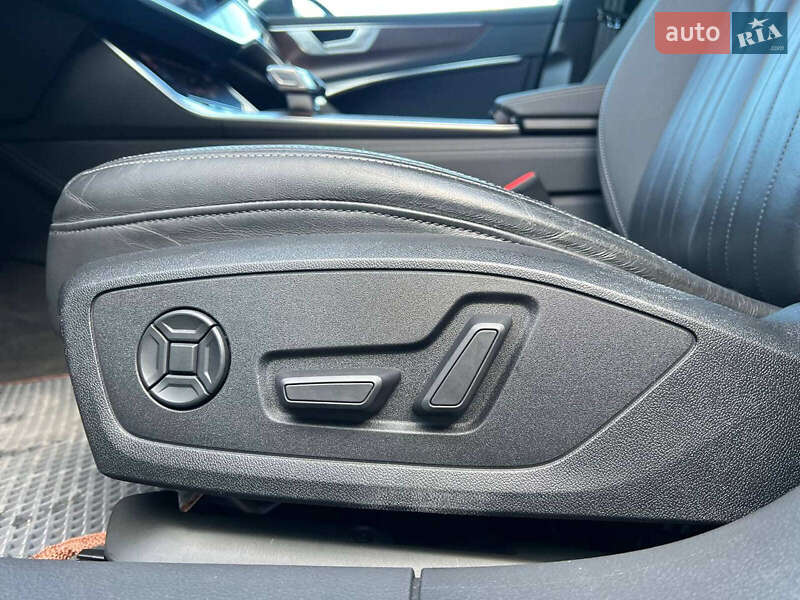 Седан Audi A6 2019 в Львове