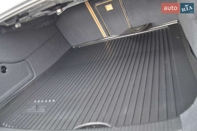 Седан Audi A6 2015 в Дрогобичі