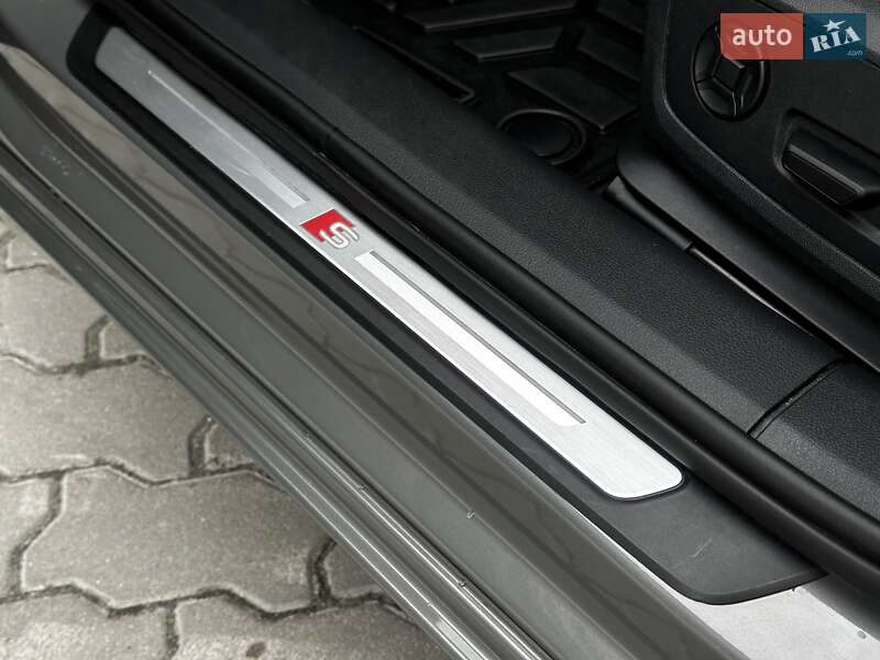 Седан Audi A6 2024 в Львові