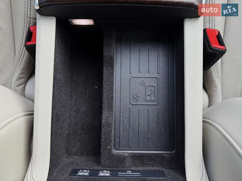 Седан Audi A6 2019 в Киеве