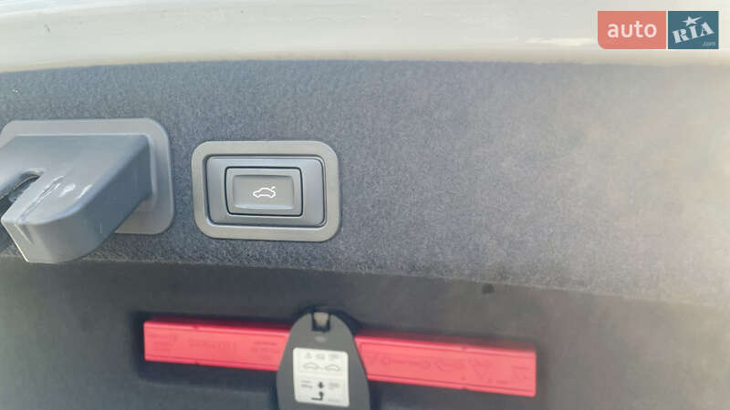 Седан Audi A6 2018 в Ужгороде