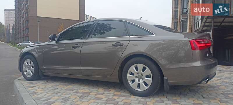 Седан Audi A6 2012 в Чернигове