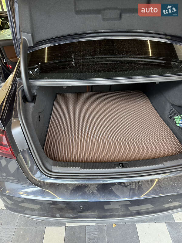 Седан Audi A6 2016 в Ужгороді