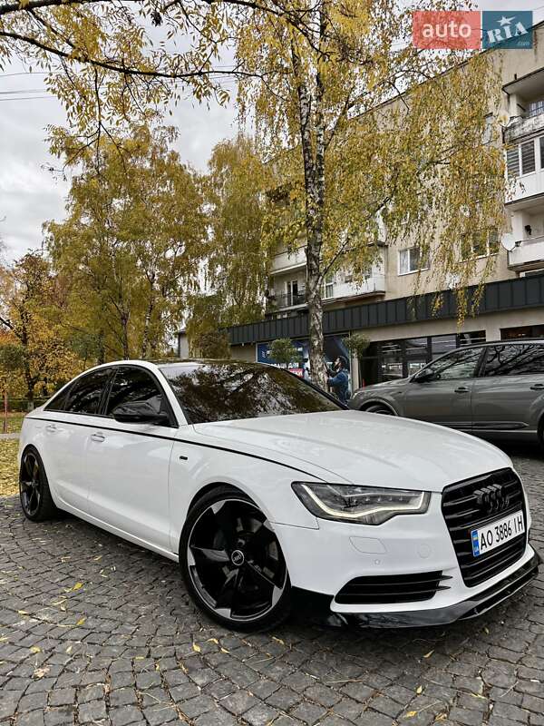 Седан Audi A6 2012 в Виноградові
