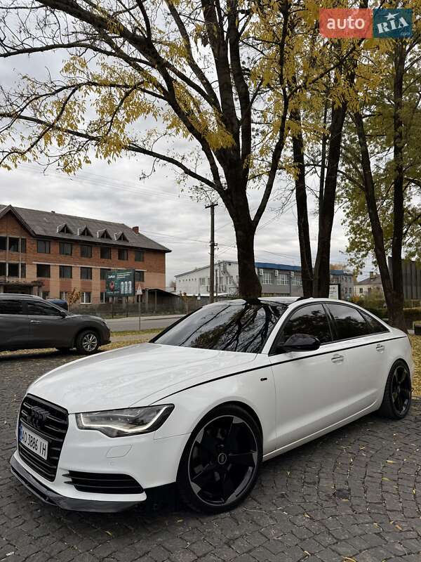 Седан Audi A6 2012 в Виноградові