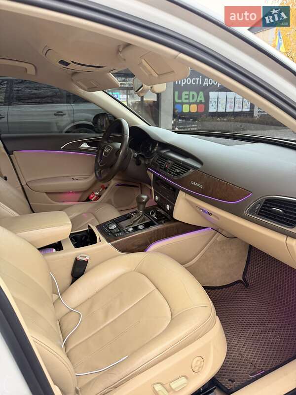 Седан Audi A6 2012 в Виноградові