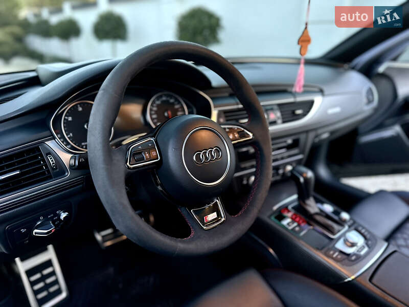 Седан Audi A6 2015 в Виноградові