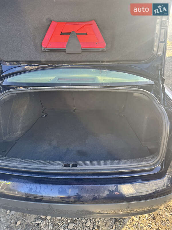 Седан Audi A6 1998 в Верховині