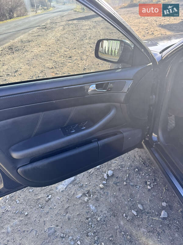 Седан Audi A6 1998 в Верховині