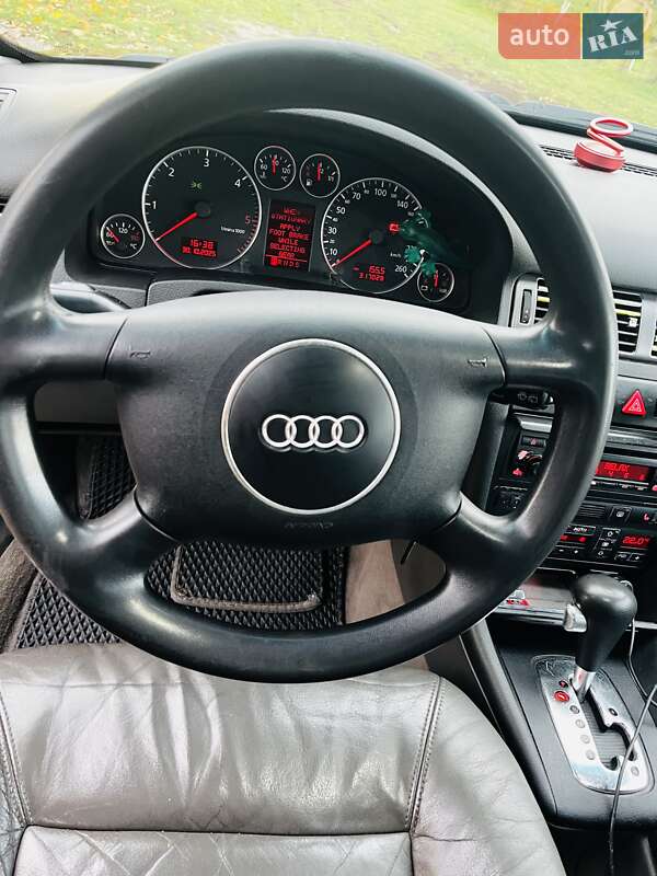 Универсал Audi A6 2001 в Киеве