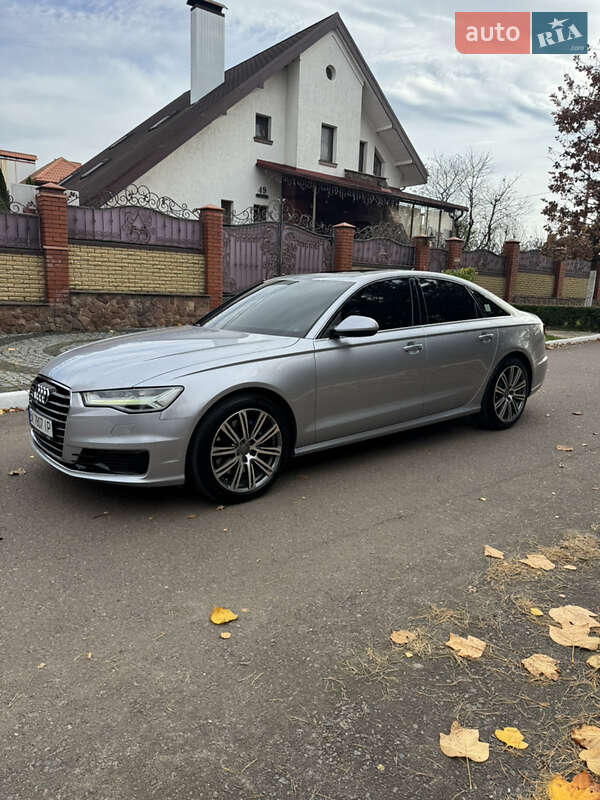 Седан Audi A6 2015 в Ровно