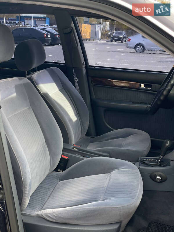 Седан Audi A6 1996 в Києві