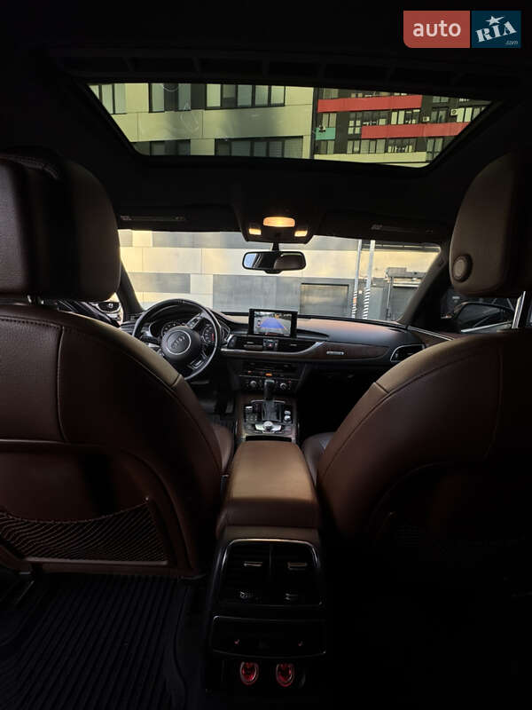 Седан Audi A6 2015 в Рівному