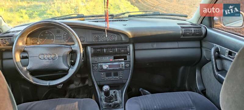 Седан Audi A6 1995 в Коломые