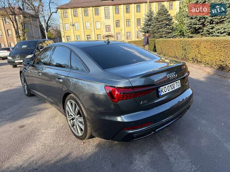 Седан Audi A6 2018 в Днепре