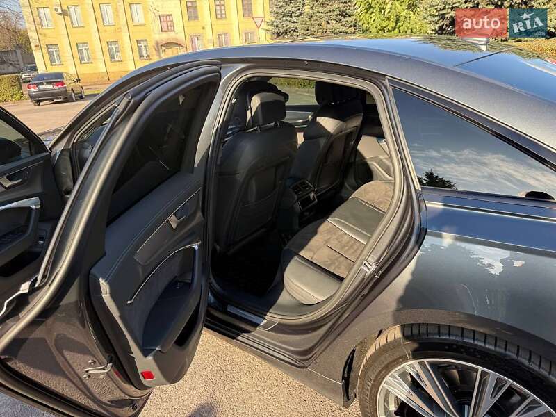 Седан Audi A6 2018 в Днепре