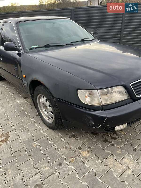 Седан Audi A6 1995 в Чернівцях