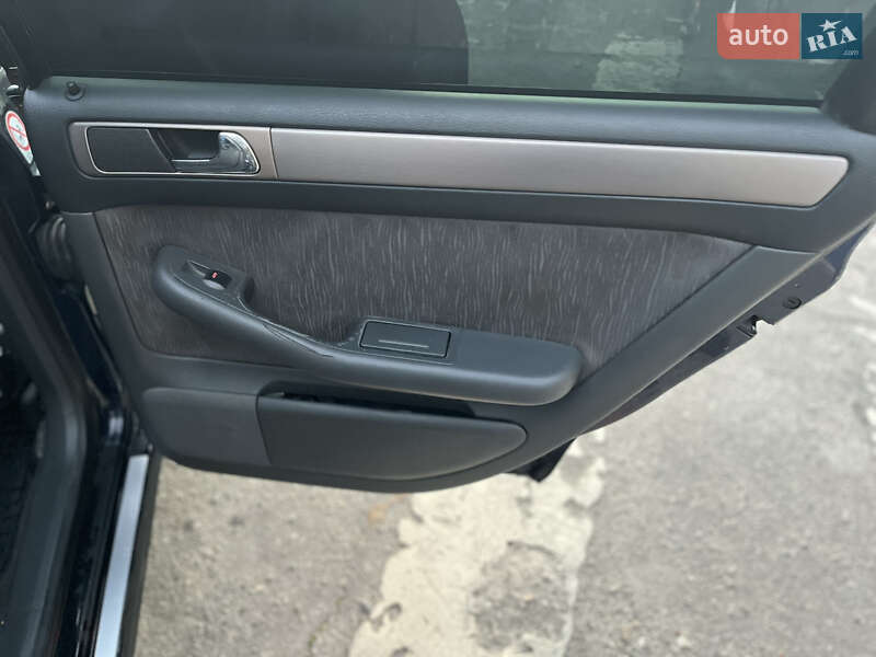 Універсал Audi A6 2001 в Миколаєві