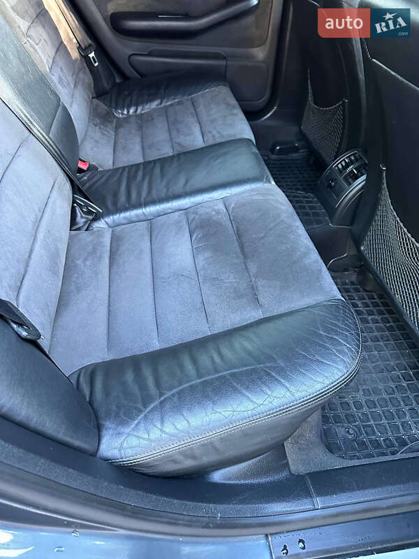 Універсал Audi A6 2002 в Роздільній