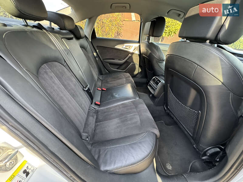 Седан Audi A6 2015 в Киеве