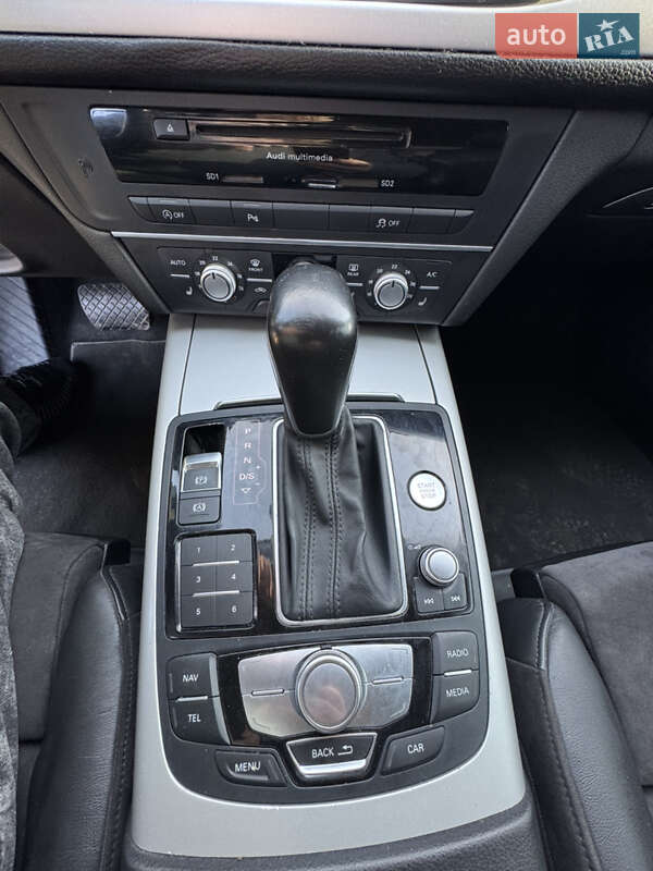 Седан Audi A6 2015 в Киеве