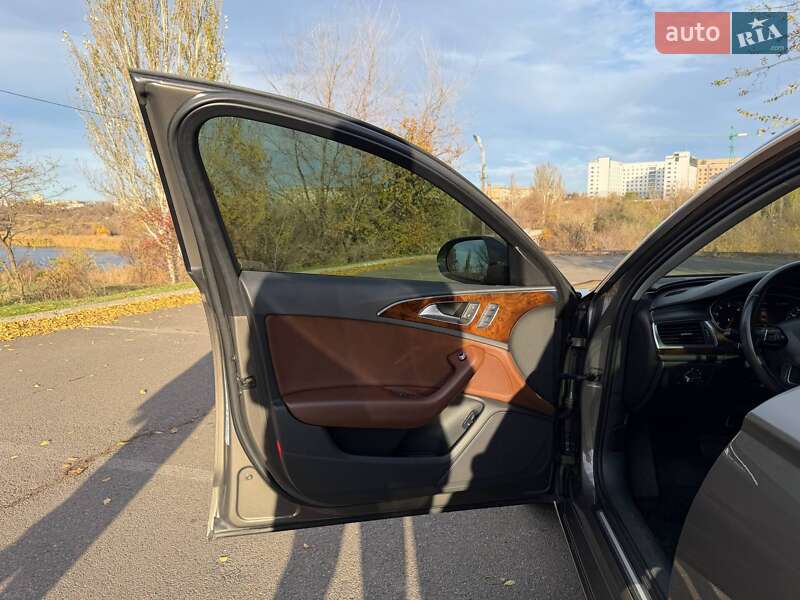 Седан Audi A6 2014 в Кривом Роге