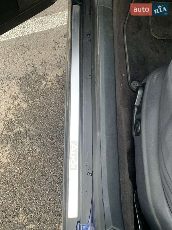 Седан Audi A6 2001 в Рівному