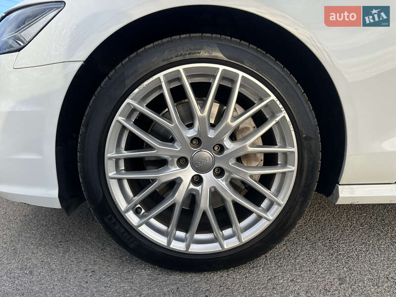 Седан Audi A6 2016 в Днепре