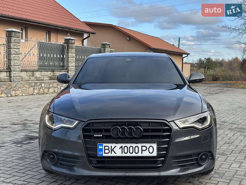 Седан Audi A6 2011 в Сарнах