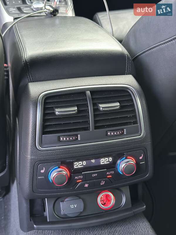 Седан Audi A6 2011 в Сарнах