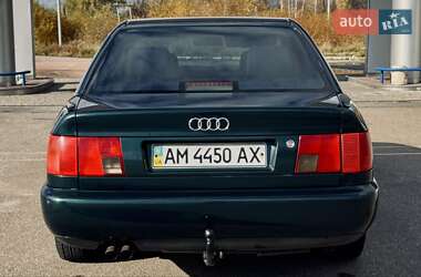 Седан Audi A6 1997 в Звягеле