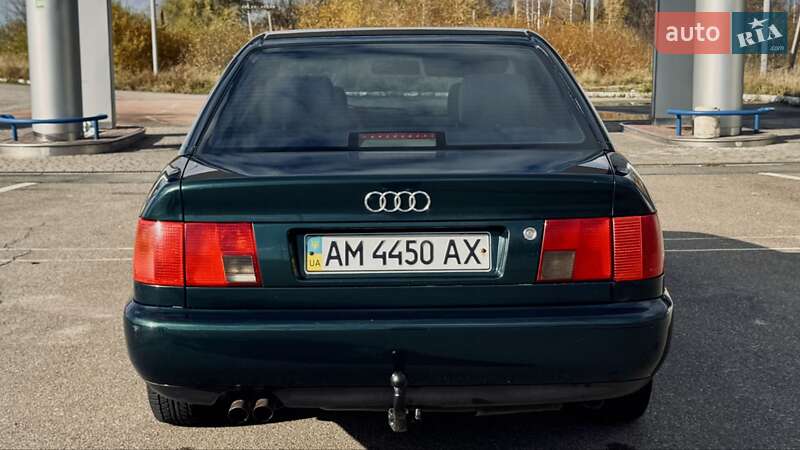 Седан Audi A6 1997 в Звягеле