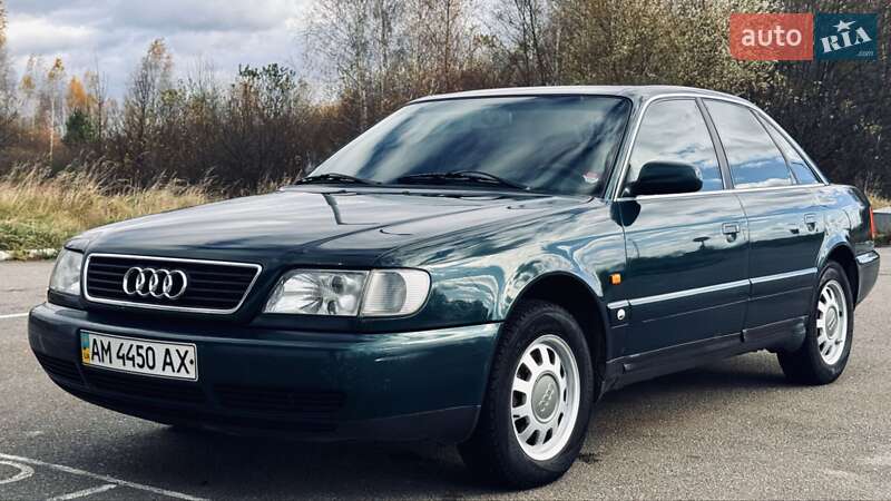 Седан Audi A6 1997 в Звягеле