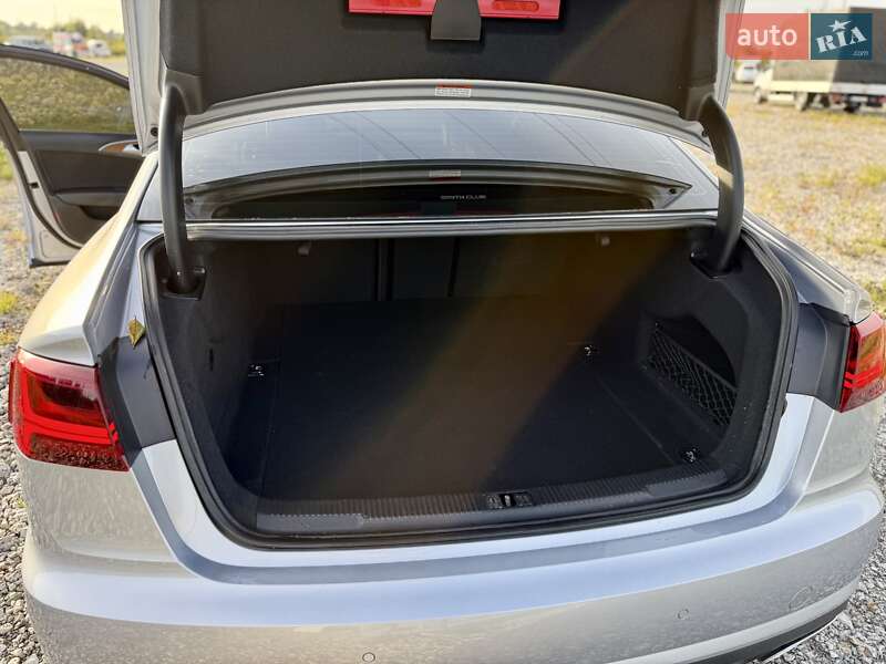 Седан Audi A6 2016 в Львове