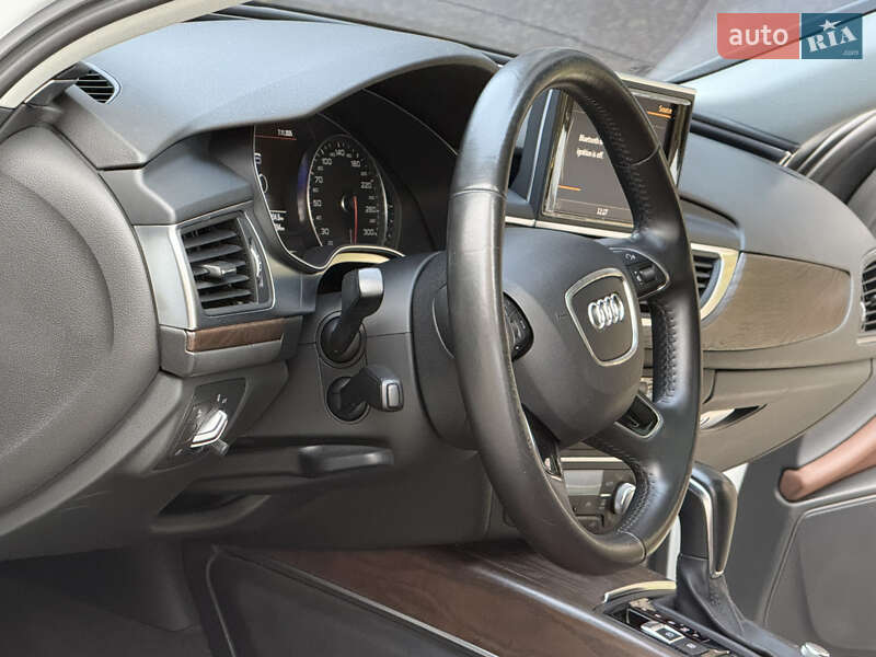 Седан Audi A6 2015 в Одессе