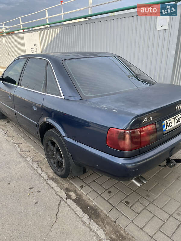 Седан Audi A6 1995 в Киеве