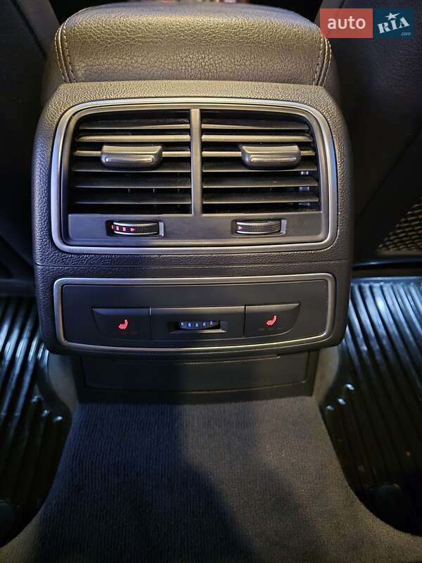 Седан Audi A6 2015 в Сваляве