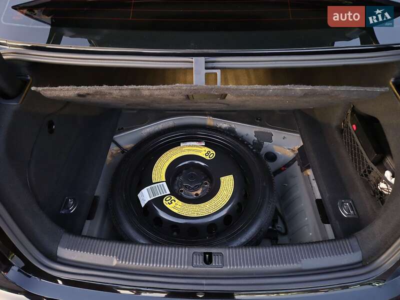 Седан Audi A6 2015 в Сваляве