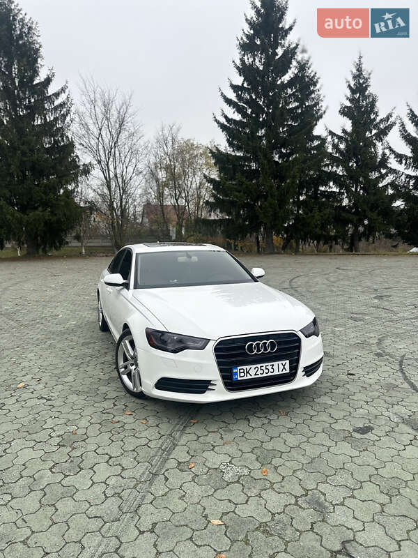 Седан Audi A6 2014 в Дубно