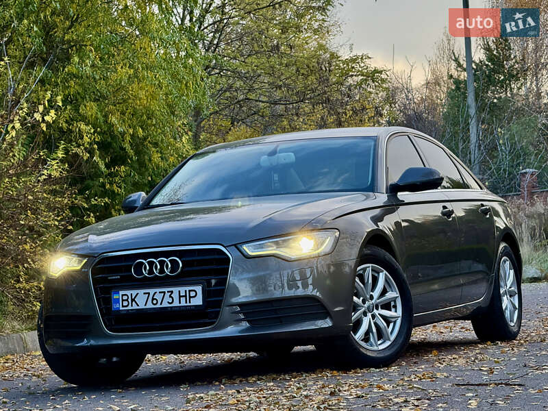 Седан Audi A6 2011 в Ровно
